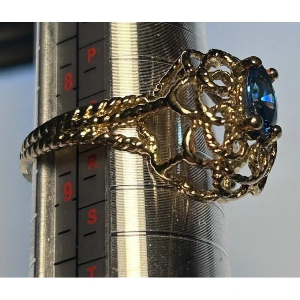 Costume Jewelry Blue Stone Ring Size 8.5